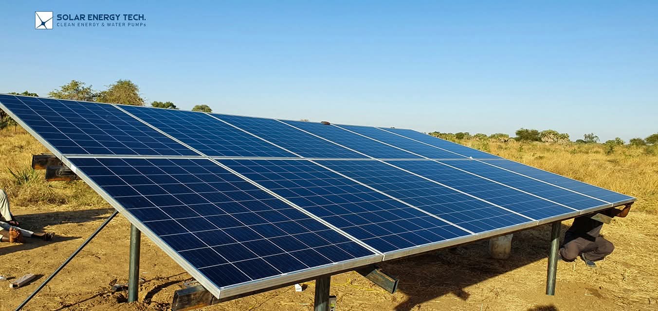 Large ground-mounted solar panel matrix